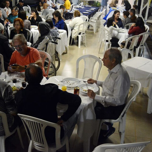 45. 16_12_2018 Incluir matéria abaixo_ Clube Faixa Branca promove confraternização de final de ano(3)